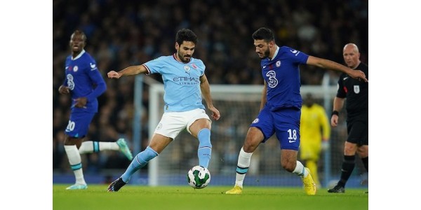 Il Manchester City vince facilmente